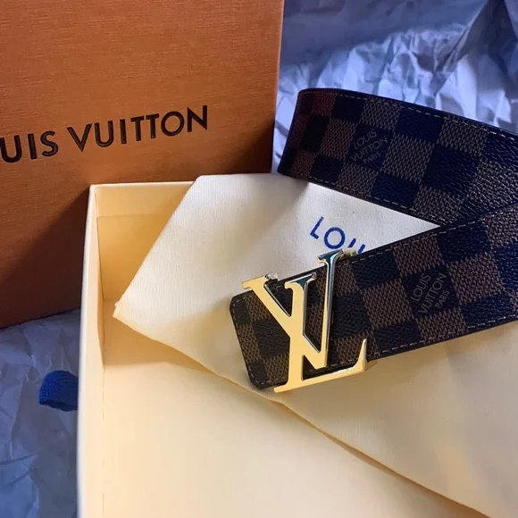Louis Vuitton | Accessories | Louis Vuitton Mens Classic  display picture 1
